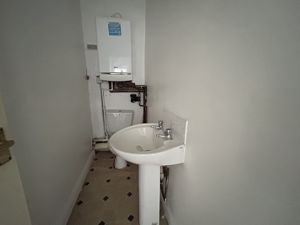 Photo 8- click for photo gallery